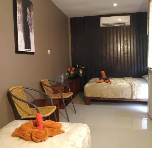 اتاق استاندارد سه نفره, Bali Umah Tinjung