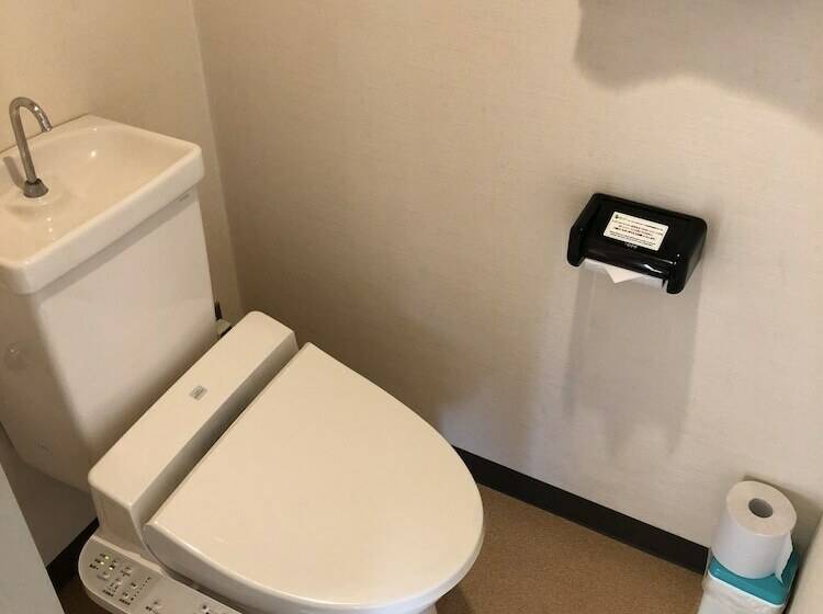 スタンダードルーム, Hikari Hills