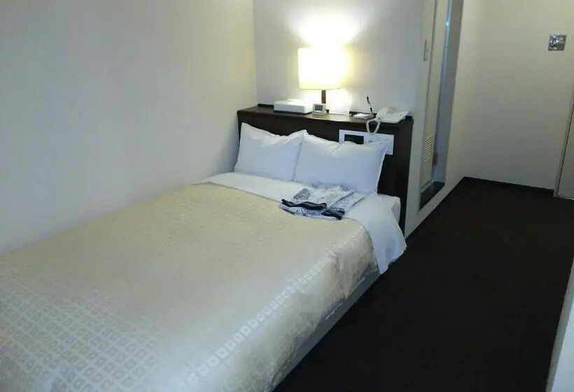 ダブルベッドのベーシックルーム, Hirosaki Grand