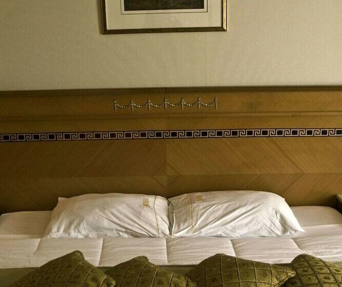 ガーデンビュースタンダードルーム, Olympic Palace