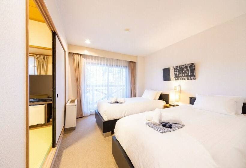 디럭스 룸, Phoenix Hotel By Hhg