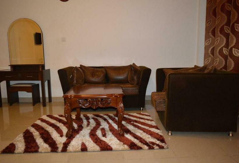 اتاق لوکس, Reinah Tourist