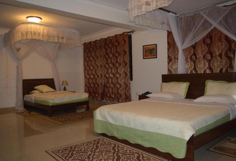Family Room, Reinah Tourist
