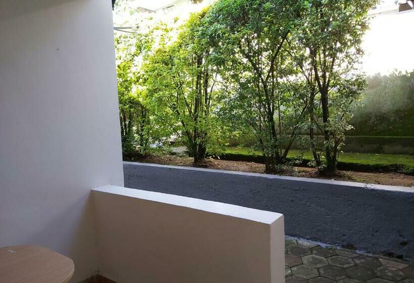 اتاق استاندارد, Sahara Gardens Kericho