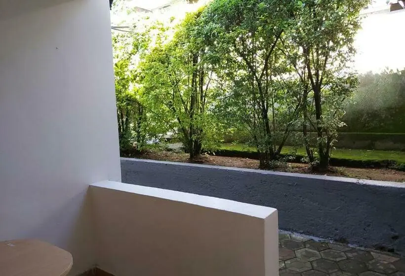 اتاق استاندارد, Sahara Gardens Kericho