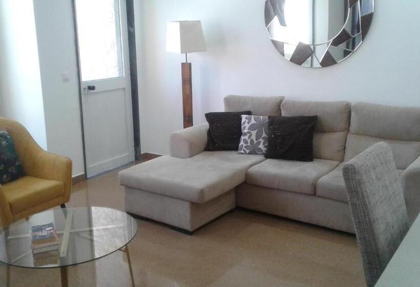 سوییت سوپریور با چشم‌انداز دریا, Vista Mar