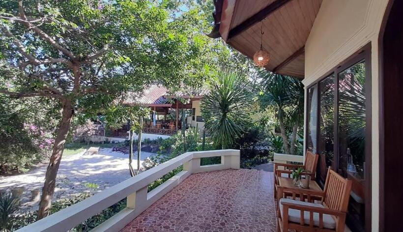 اتاق لوکس, Bara Beach Bungalows