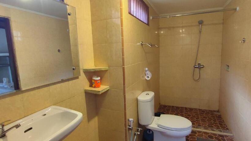 اتاق لوکس خانوادگی, Bara Beach Bungalows