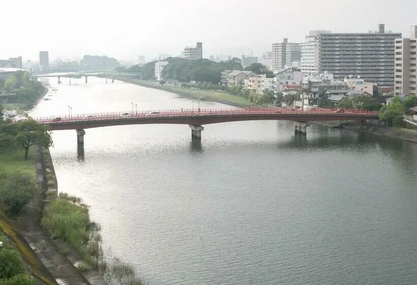 اتاق استاندارد سه نفره, Riverside Hotel Shoei