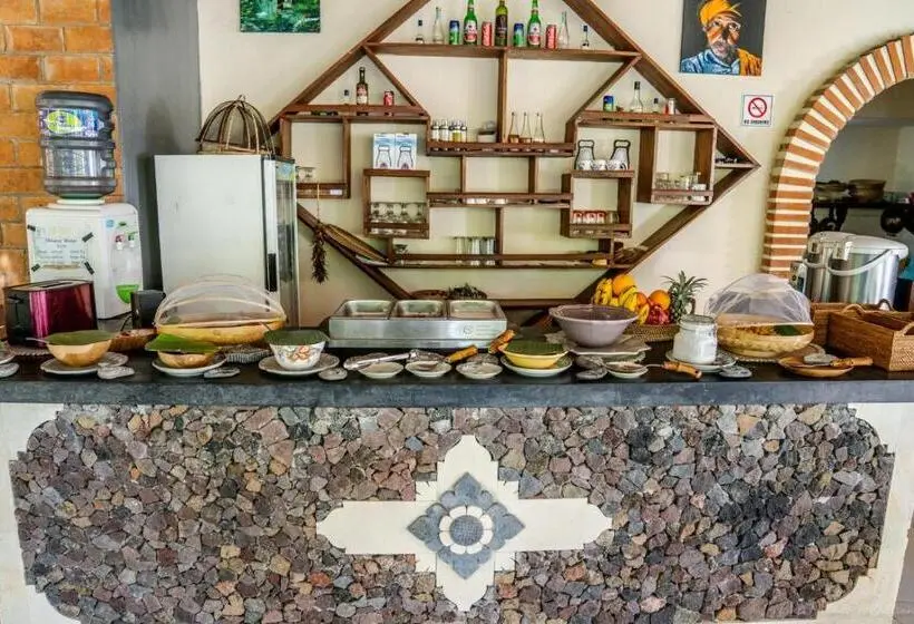 Deluxe Kolmen Hengen Huone, Kelapa Cottage