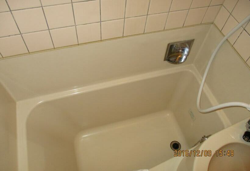 חדר סטנדרט יחיד, Fukushima Hills