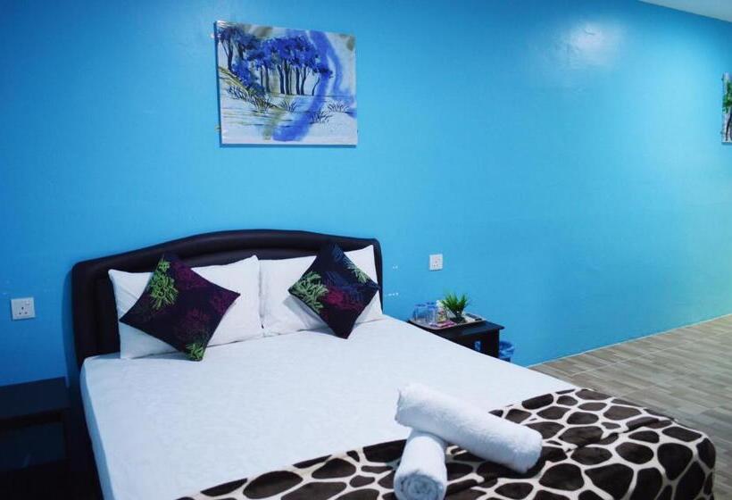 חדר בסיסי לשלושה, Sn Legacy