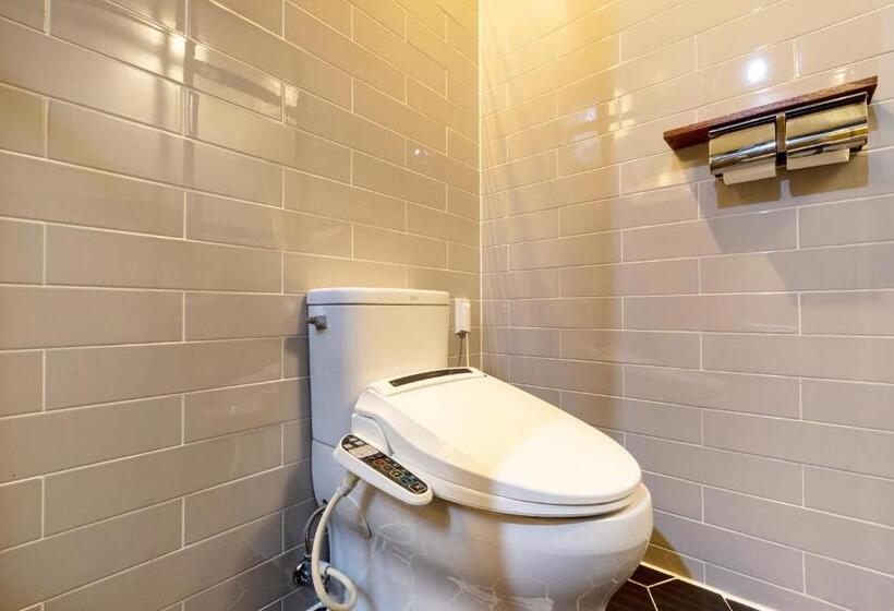 اتاق استاندارد, Sorgente Business