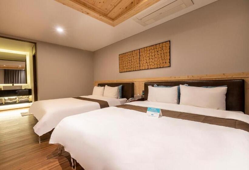 سوییت خانوادگی, Sorgente Business