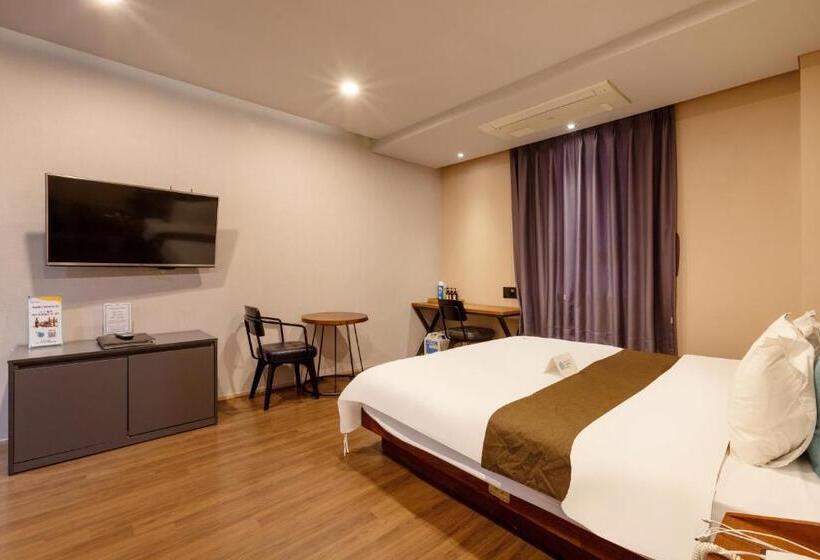 اتاق پرمیوم, Sorgente Business