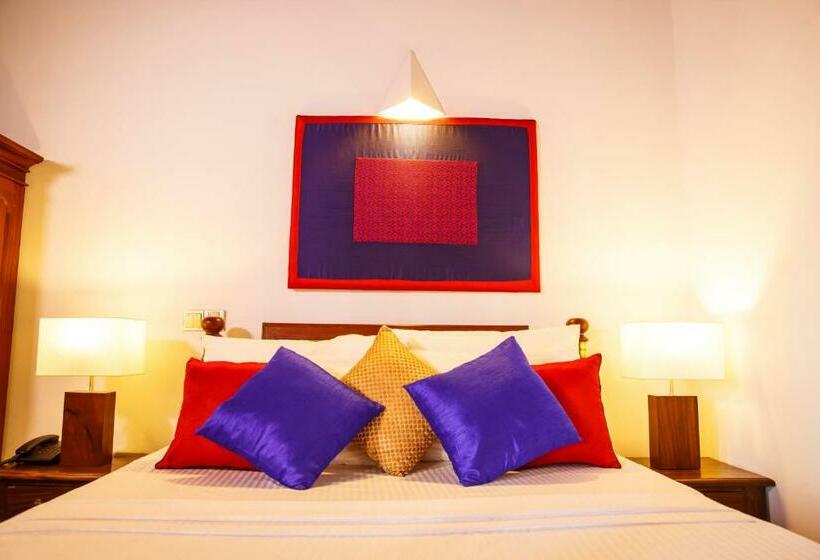 수피리어 룸, Sunrise Boutique