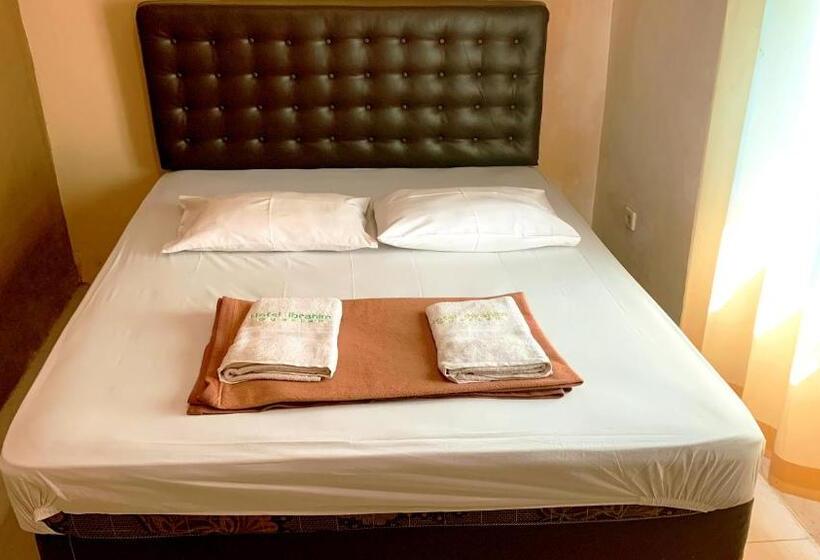 Quarto Estandar, Syariah Larismanis