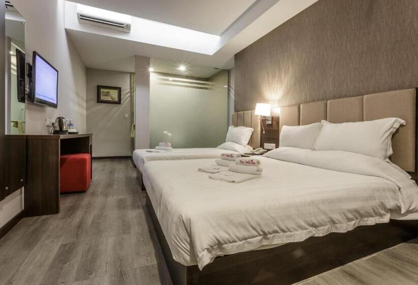 Quarto Familiar, Trillium