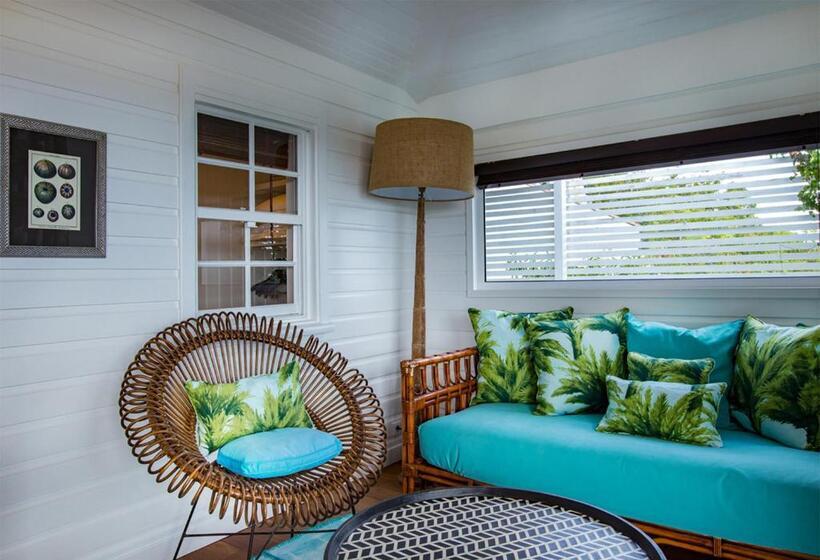 بانگلوی استاندارد, Gyp Sea Saint Barth