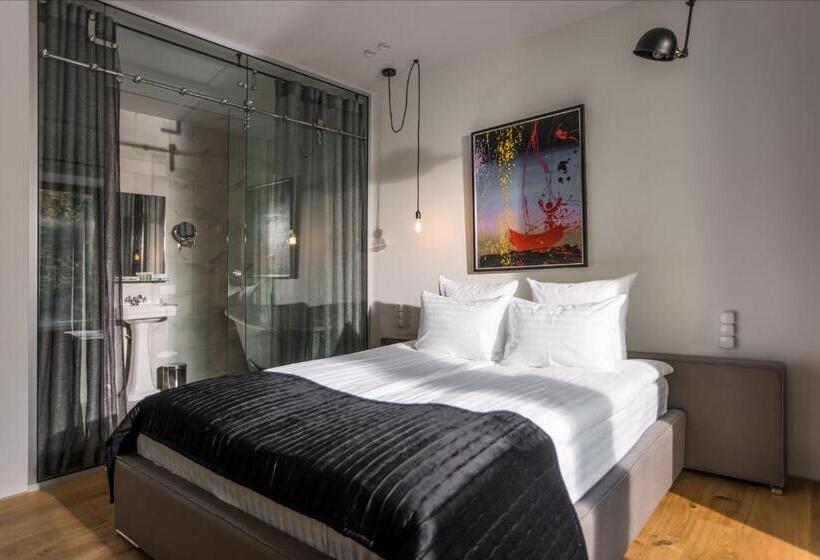 سوییت, Wall Street Maestro