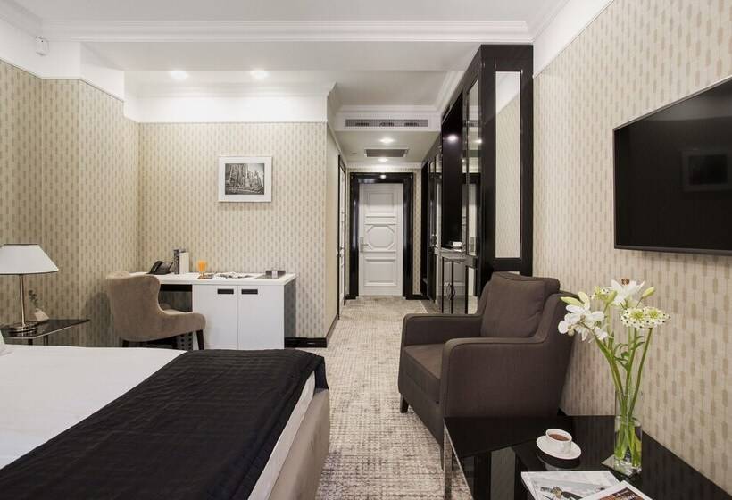 اتاق استاندارد, Wall Street Maestro