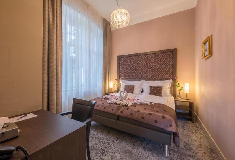 수피리어 룸, Wellness & Spa Hotel Villa Regenhart