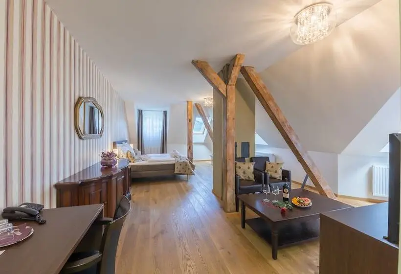 マウンテンビュースイート, Wellness & Spa Hotel Villa Regenhart