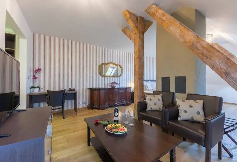 マウンテンビュースイート, Wellness & Spa Hotel Villa Regenhart