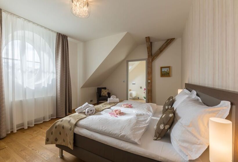 디럭스 스위트, Wellness & Spa Hotel Villa Regenhart