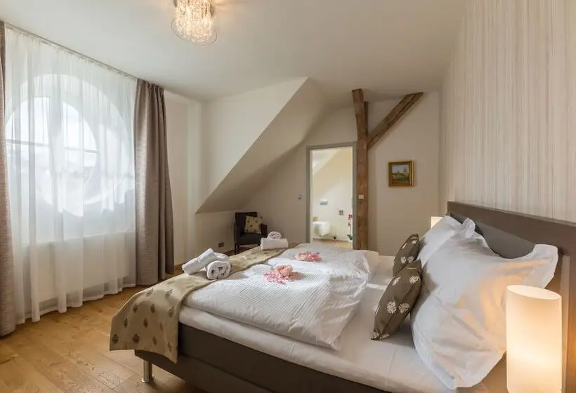 デラックススイート, Wellness & Spa Hotel Villa Regenhart