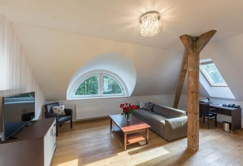 デラックススイート, Wellness & Spa Hotel Villa Regenhart