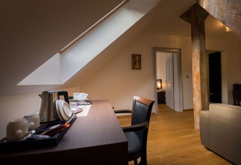 디럭스 스위트, Wellness & Spa Hotel Villa Regenhart