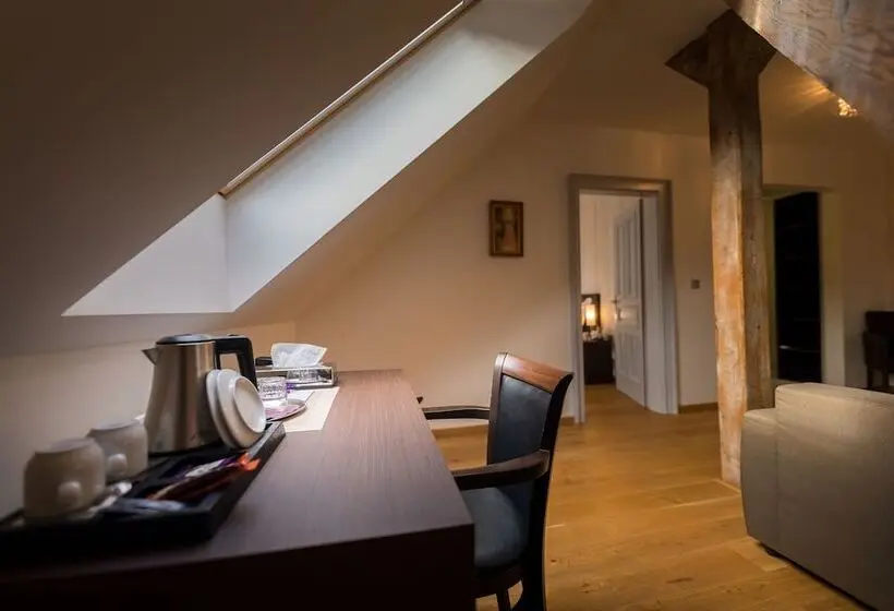 デラックススイート, Wellness & Spa Hotel Villa Regenhart