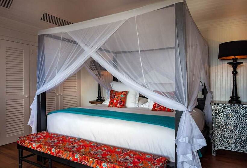 بانگلوی استاندارد, Gyp Sea Saint Barth