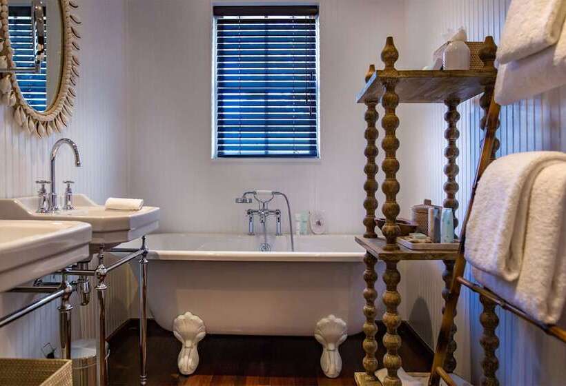 بانگلوی استاندارد, Gyp Sea Saint Barth