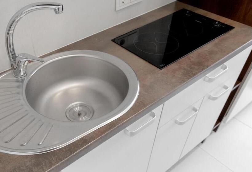 اتاق سوپریور, Happy Inn