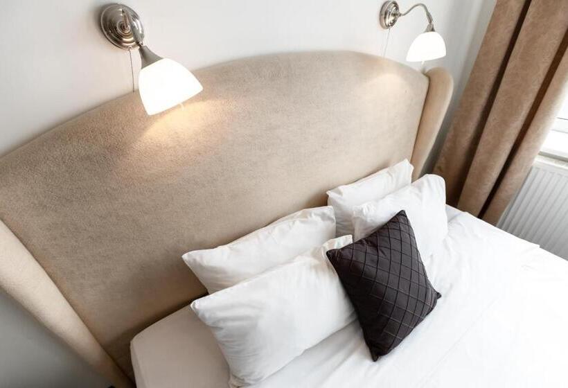 اتاق سوپریور, Happy Inn