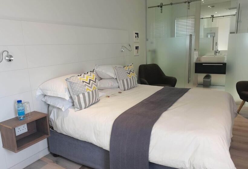 Standard-huone, The Paralian Exclusive Guest House