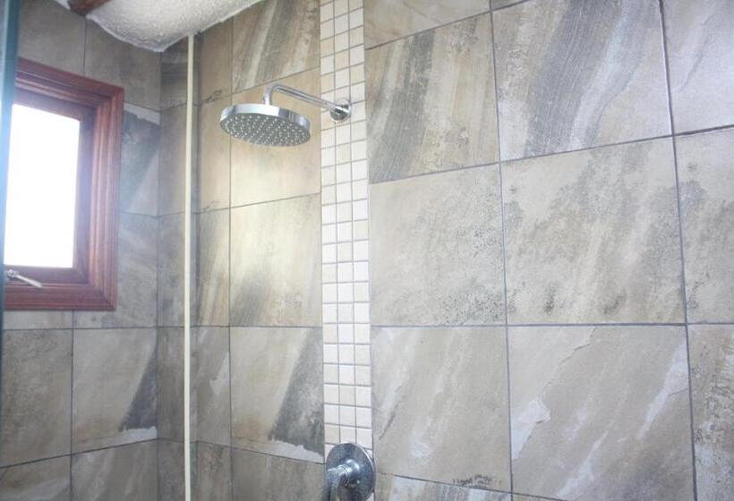 اتاق لوکس, Afrika Lodges