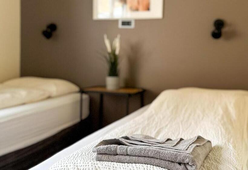 اتاق استاندارد, Drangshlid By Ourhotels