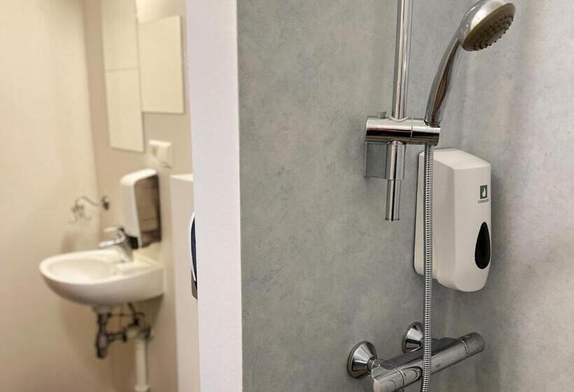 اتاق خانوادگی, Drangshlid By Ourhotels