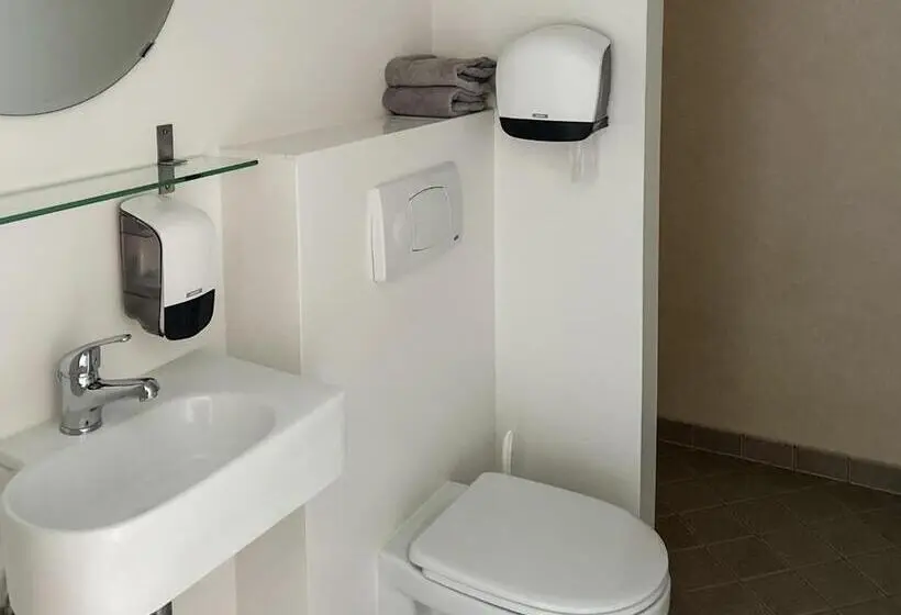 اتاق استاندارد سه نفره, Drangshlid By Ourhotels