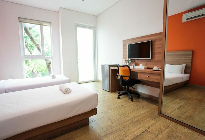 חדר אקונומי, Legreen Suite Kuningan