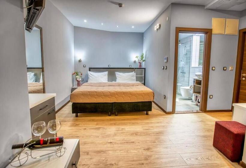 Chambre Standard Vue Lac, Nova Riviera