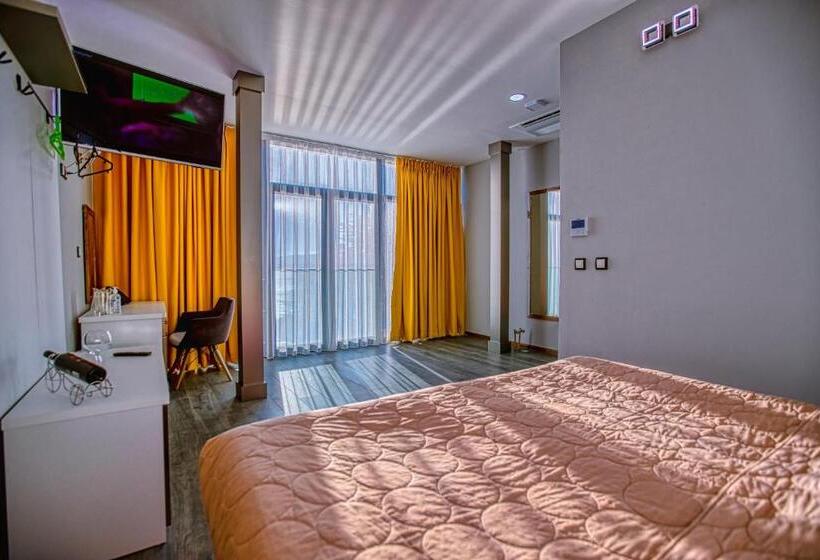 Chambre Standard Vue Lac, Nova Riviera