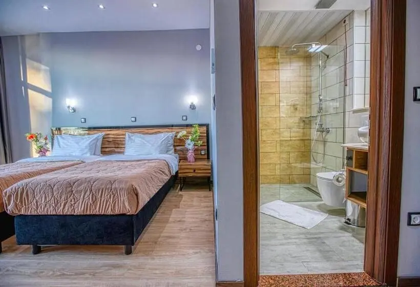 Chambre Standard Vue Ville, Nova Riviera