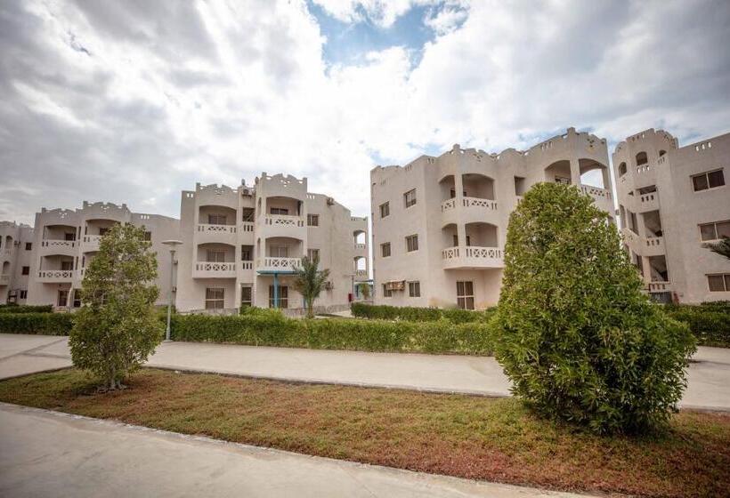 سوییت, Mousa Coast Hotel & Spa