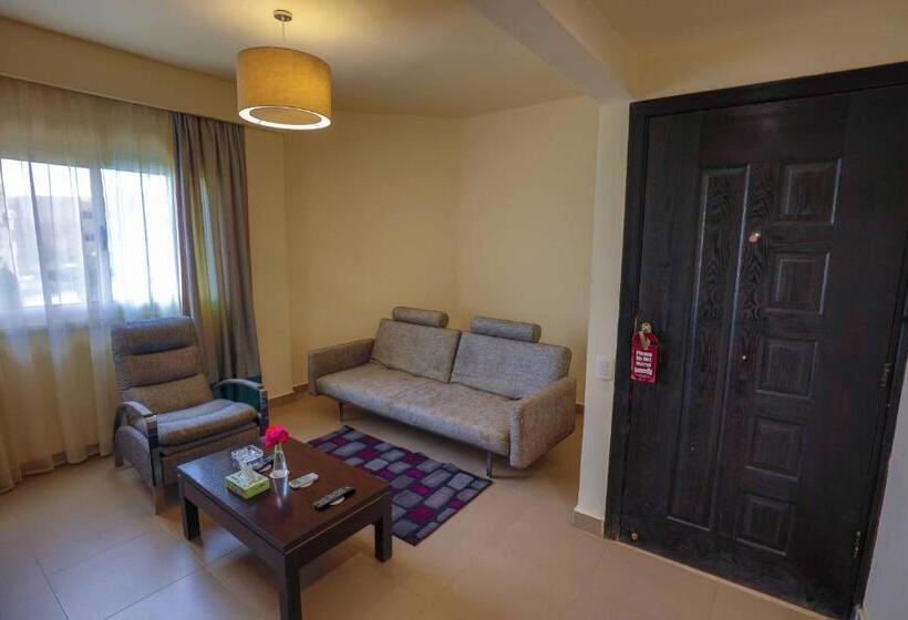 سوییت, Mousa Coast Hotel & Spa