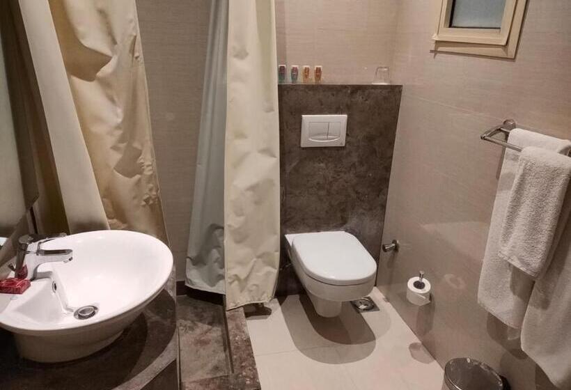 سوییت, Mousa Coast Hotel & Spa