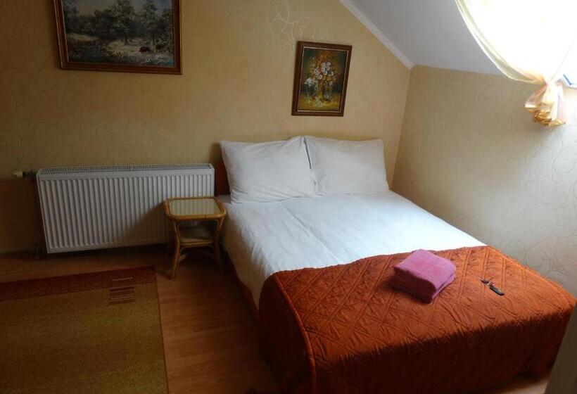 デラックスルーム, Budai Panzió